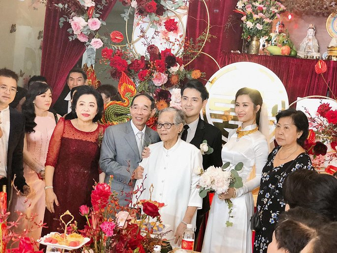 Những mỹ nhân Việt làm dâu nhà siêu đại gia và cái kết như mơ của triệu cô gái Ảnh 14