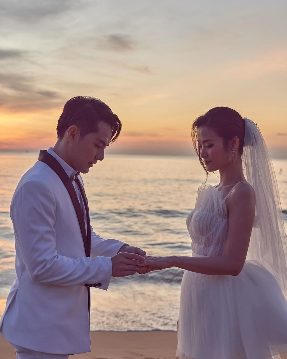 Những mỹ nhân Việt làm dâu nhà siêu đại gia và cái kết như mơ của triệu cô gái Ảnh 13