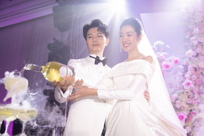 Những mỹ nhân Việt làm dâu nhà siêu đại gia và cái kết như mơ của triệu cô gái Ảnh 17