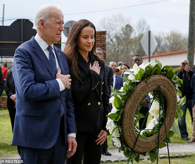 Ái nữ duy nhất của ông Joe Biden là người như thế nào? Ảnh 6