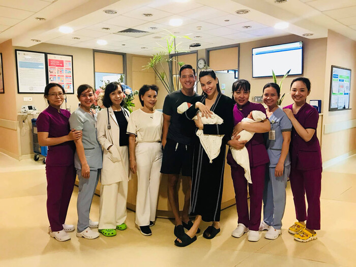 Hồ Ngọc Hà khoe cận nhan sắc xinh đẹp sau gần 1 tuần sinh con Ảnh 2