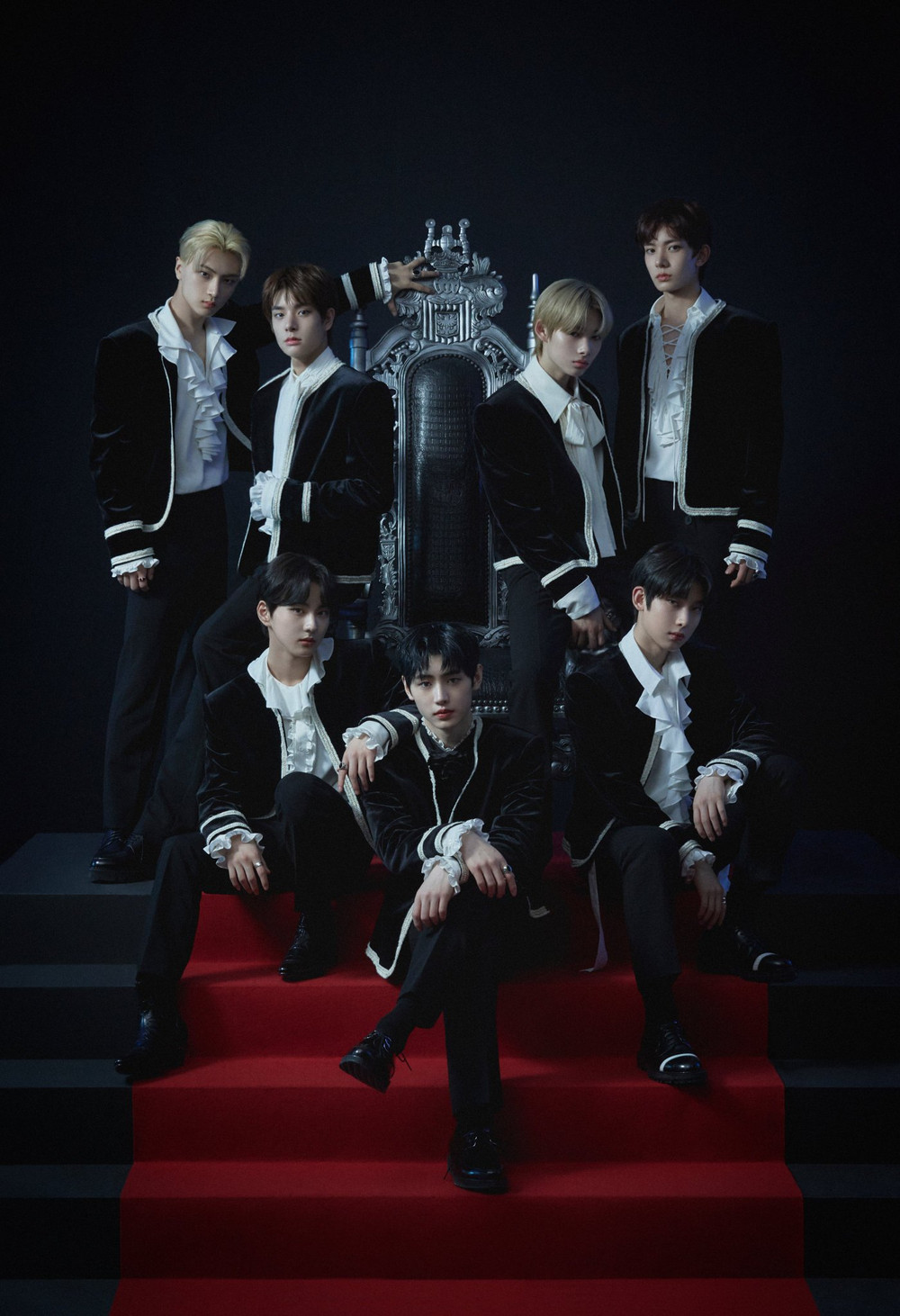 Vượt Wanna One, ENHYPEN 'chen chân' vào top 2 doanh số album debut ngày đầu của idol group Ảnh 2