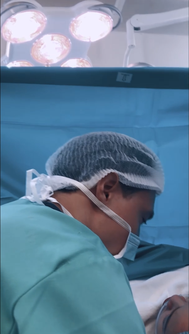 Hồ Ngọc Hà đau đớn vật vã trước ngày sinh con, sợ đứng lên sẽ 'rớt bầu' Ảnh 7