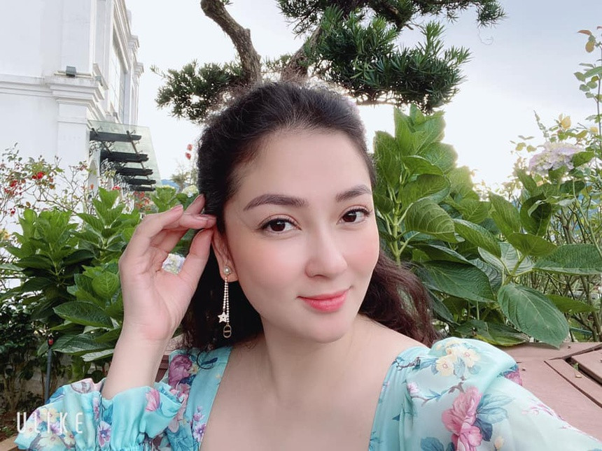 Không thay đổi sau 16 năm, Hoa hậu Nguyễn Thị Huyền còn xinh đẹp hơn khi mới đăng quang Ảnh 5