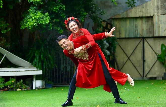 Chân dung người vợ kém tuổi của Vân Quang Long Ảnh 4