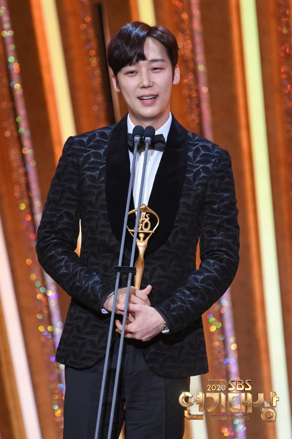 Kết quả SBS Drama Awards 2020: 'Penthouse' ẵm 9 cúp, Kim So Yeon vụt mất Daesang, Lee Min Ho thì sao? Ảnh 17