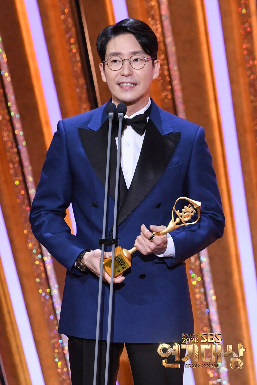 Kết quả SBS Drama Awards 2020: 'Penthouse' ẵm 9 cúp, Kim So Yeon vụt mất Daesang, Lee Min Ho thì sao? Ảnh 7