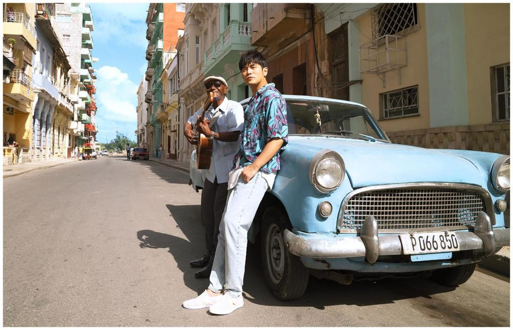 Tiêu Chiến đánh bại cả Châu Kiệt Luân khi có lượng album bán chạy nhất năm 2020 Ảnh 7