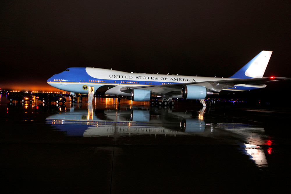 Tổng thống Joe Biden sẽ được đưa đón bằng chuyên cơ Air Force One đời mới nhất Ảnh 8