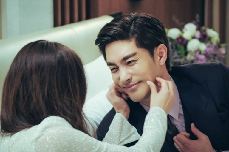 Rating phim 'Mr. Queen' của Shin Hye Sun giảm Ảnh 1