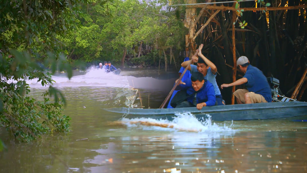 Lý Hải - Mạc Văn Khoa gặp sự cố, may mắn 'thoát chết trong gang tấc' khi quay 'Lật mặt: 48H' Ảnh 2