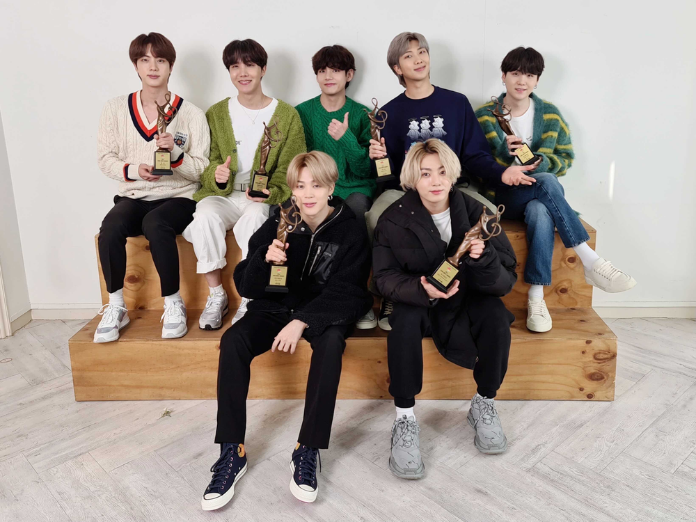 Kết quả Seoul Music Awards 2021: BTS đại thắng dù không tham dự, giải tân binh đúng như fan dự đoán Ảnh 2