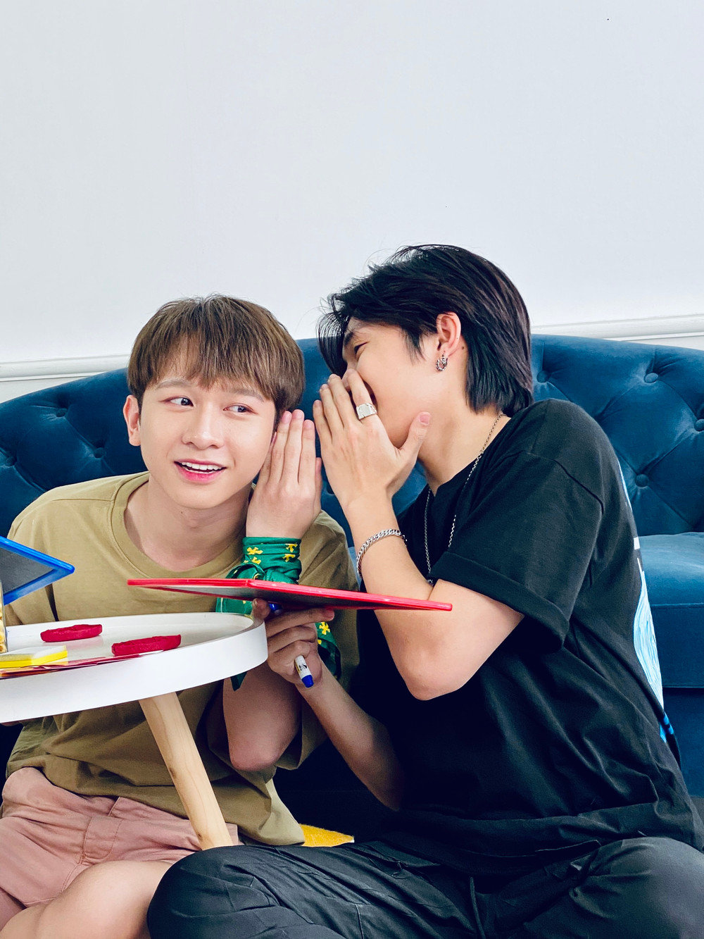 Chiều lòng fan, couple CoDu chuẩn bị hẳn 2 cái kết cho tập cuối 'Em là chàng trai của anh' Ảnh 8