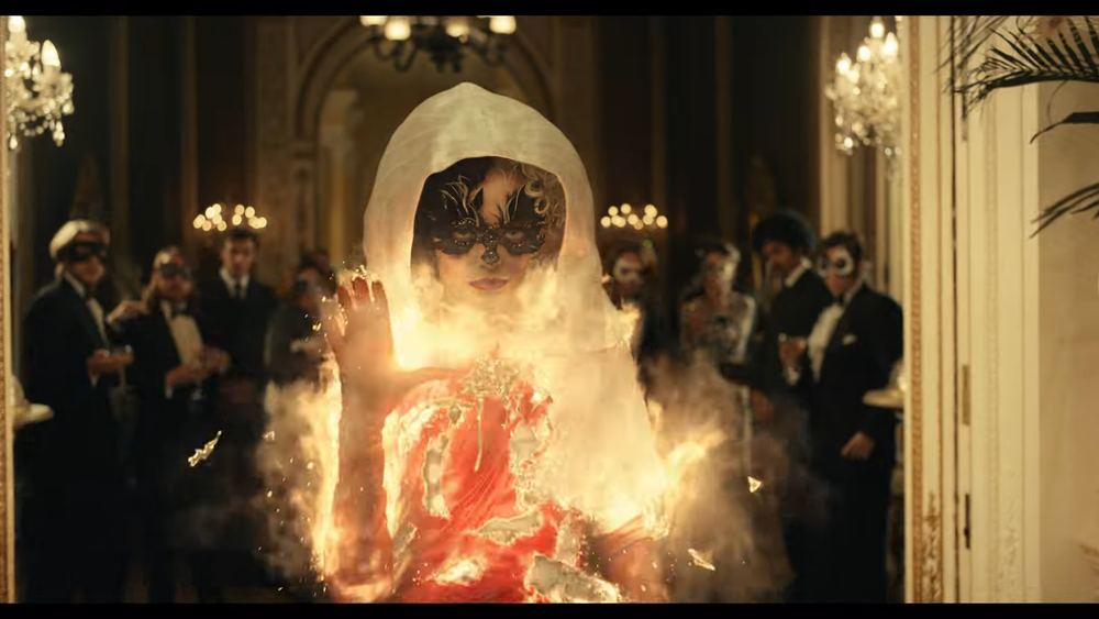 'Cruella' tung trailer gây choáng với màn biến hóa thời trang siêu đẳng cấp của 'chị đẹp' Emma Stone Ảnh 14