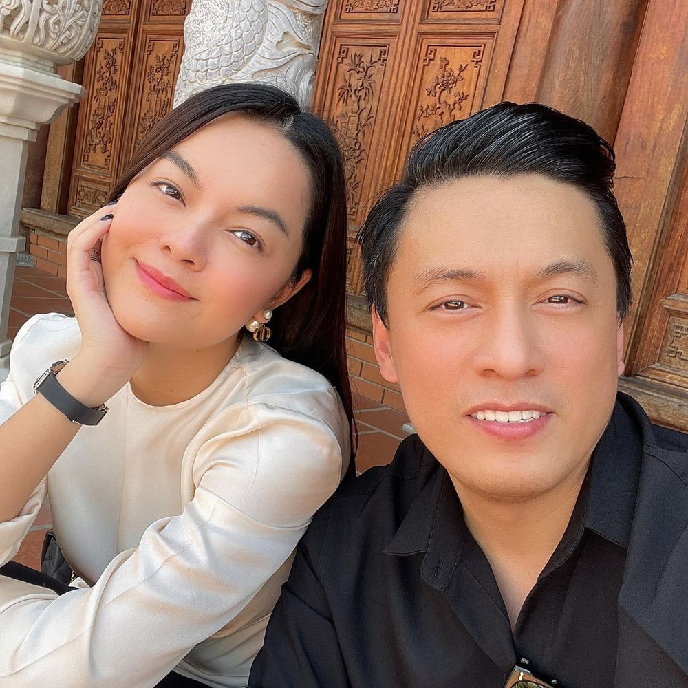 Đầu năm, Thu Trang - Tiến Luật cùng hội sao Việt đến đền thờ Tổ thăm NS Hoài Linh, tưởng nhớ NS Chí Tài Ảnh 7