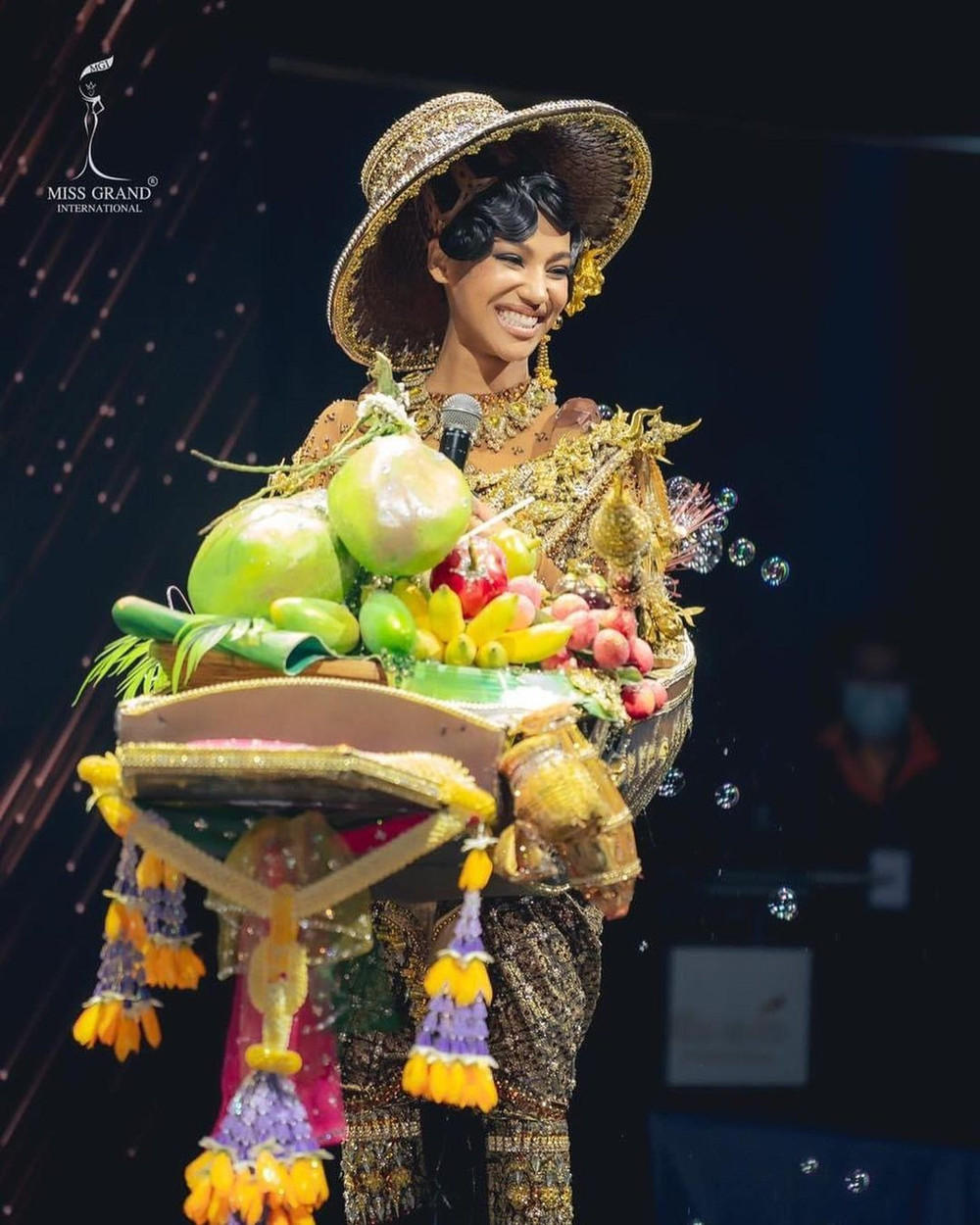 National Costume Hoa hậu Hòa bình: Indonesia - Thái Lan quá độc đáo, Guatamala hoành tráng Ảnh 2