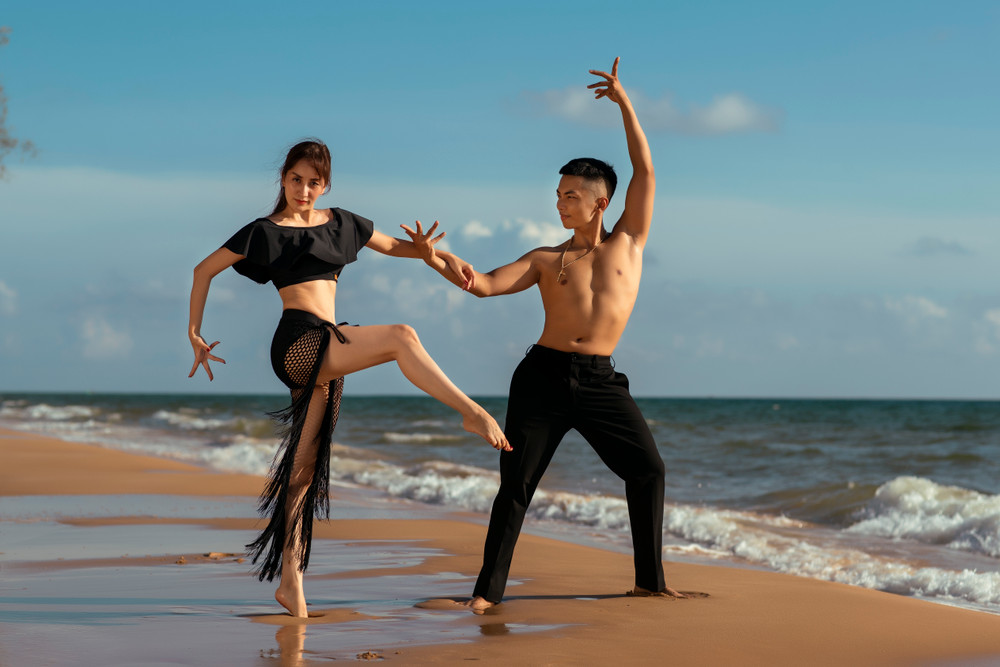 Khánh Thi và ông xã kém 11 tuổi phát 'cẩu lương' khiến khán giả phát hờn Ảnh 13