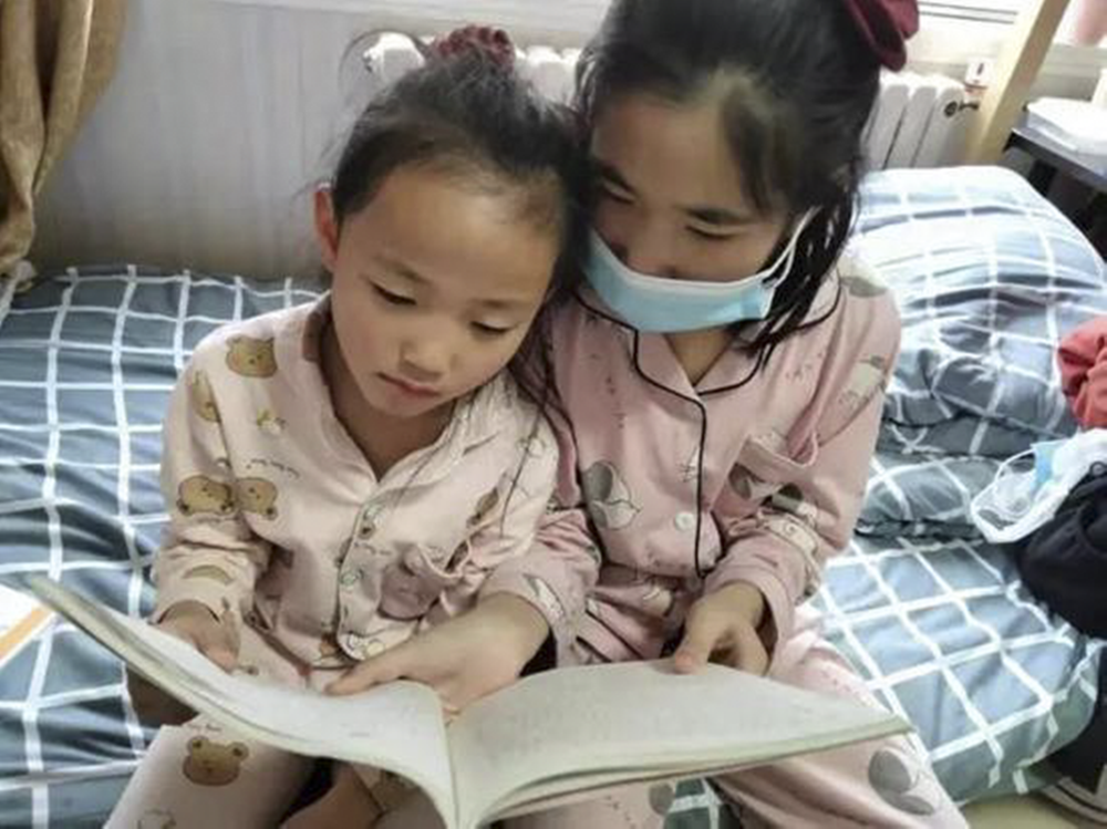 Rơi nước mắt với chuyện bé gái 7 tuổi chạy 10km mỗi ngày để mong cứu sống chị 10 tuổi Ảnh 1