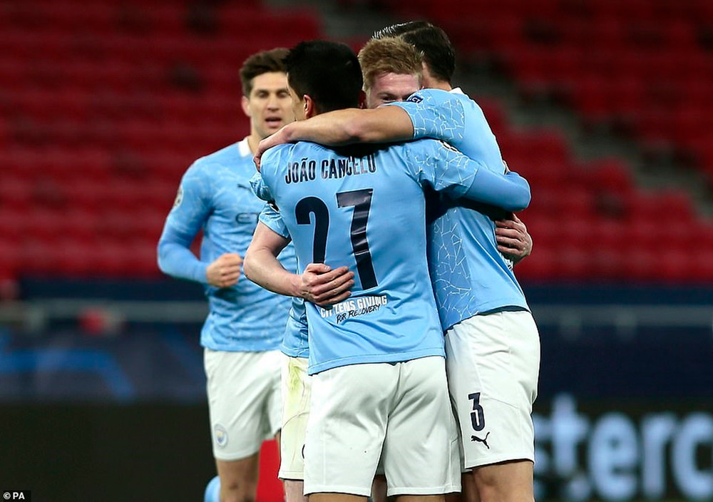 Man City chạm mốc 100 bàn, tiến sát kỷ lục của MU Ảnh 1