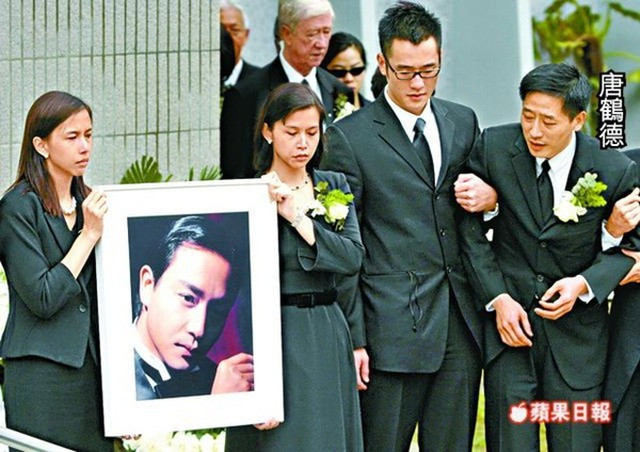 Không cô độc, đồng nghiệp luôn tưởng nhớ 'Ngôi sao trên bầu trời' Trương Quốc Vinh Ảnh 1