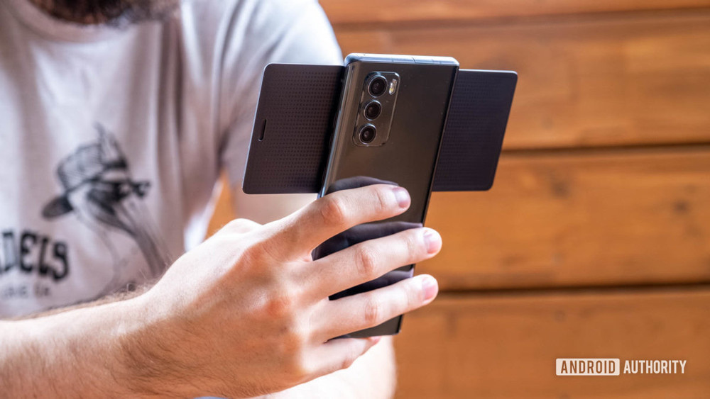 Số phận những chiếc smartphone LG sẽ ra sao khi LG dừng cuộc chơi? Ảnh 1