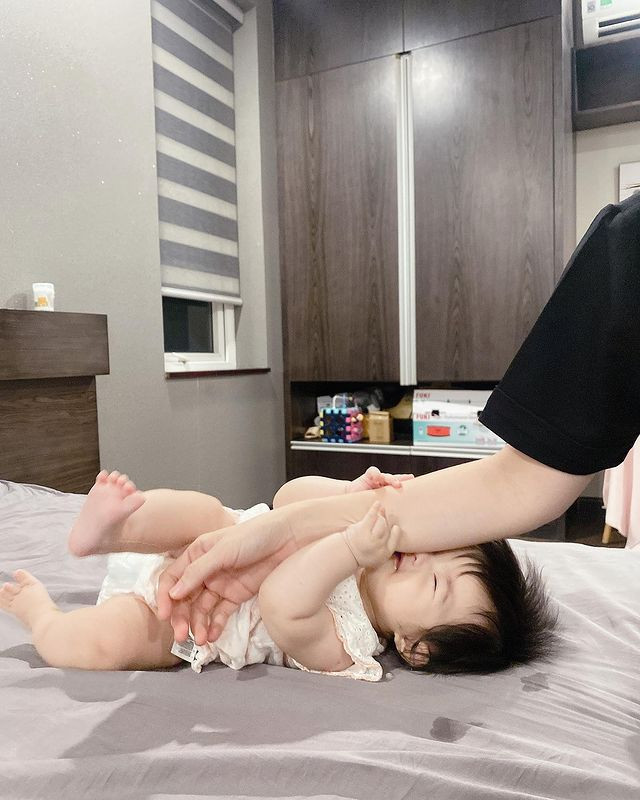 Ông Cao Thắng than thở bị ra rìa vì tiểu công chúa Winnie chỉ nghiện mẹ Đông Nhi Ảnh 3