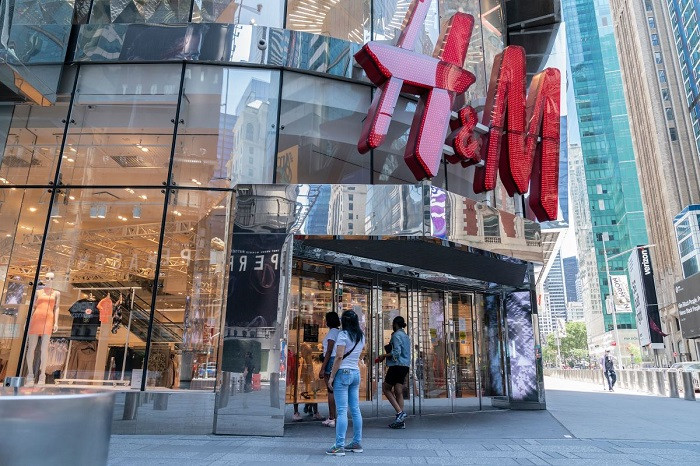 H&M và những cú trượt dài trong scandal khó lòng cứu vớt Ảnh 3