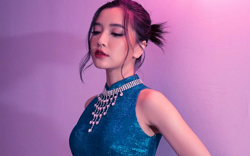 Không có gì làm, Bích Phương tự dìm mình bằng cách 'đào mộ' ảnh 10 năm trước Ảnh 4