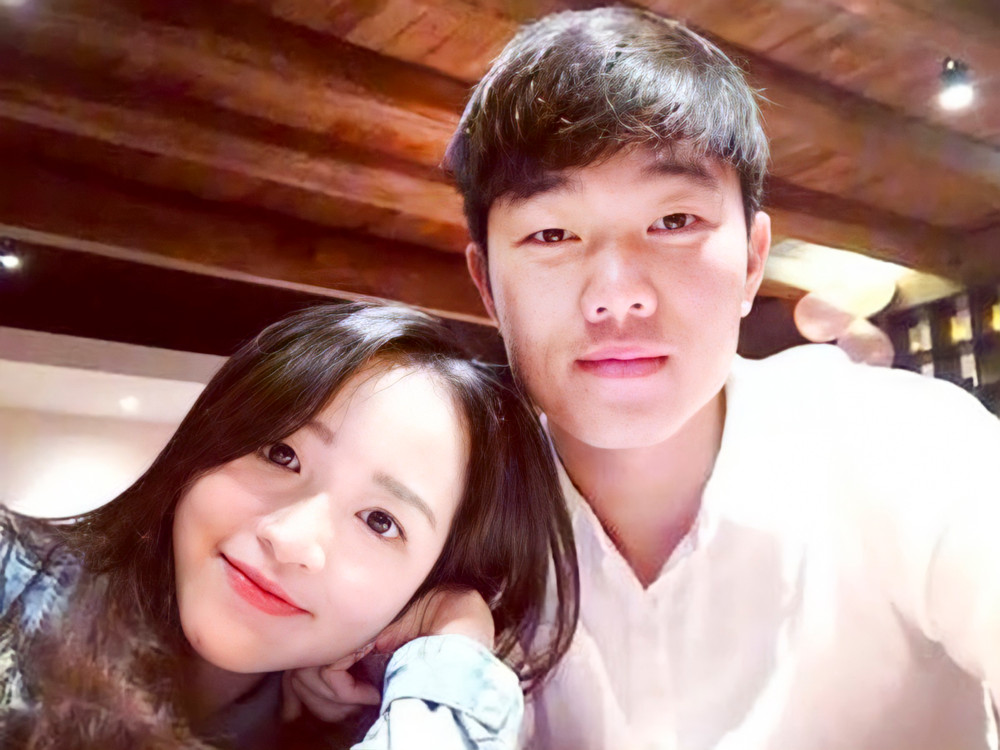 Tài khoản giả mạo Nhuệ Giang xuất hiện hàng loạt giữa lúc 'chính chủ' đang làm lễ ăn hỏi với Xuân Trường Ảnh 4