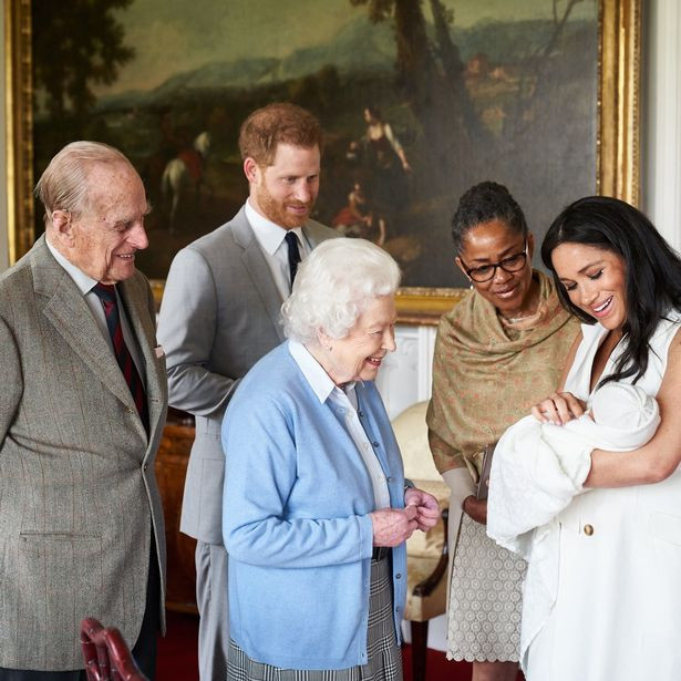 Meghan không về dự đám tang của Hoàng thân Philip, dân mạng xôn xao chỉ trích Ảnh 3