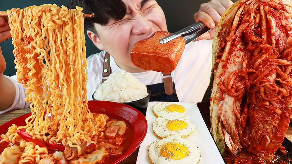 Hồi kết cho trào lưu ăn thùng uống vại của các mukbang vlogger tại Trung Quốc Ảnh 4