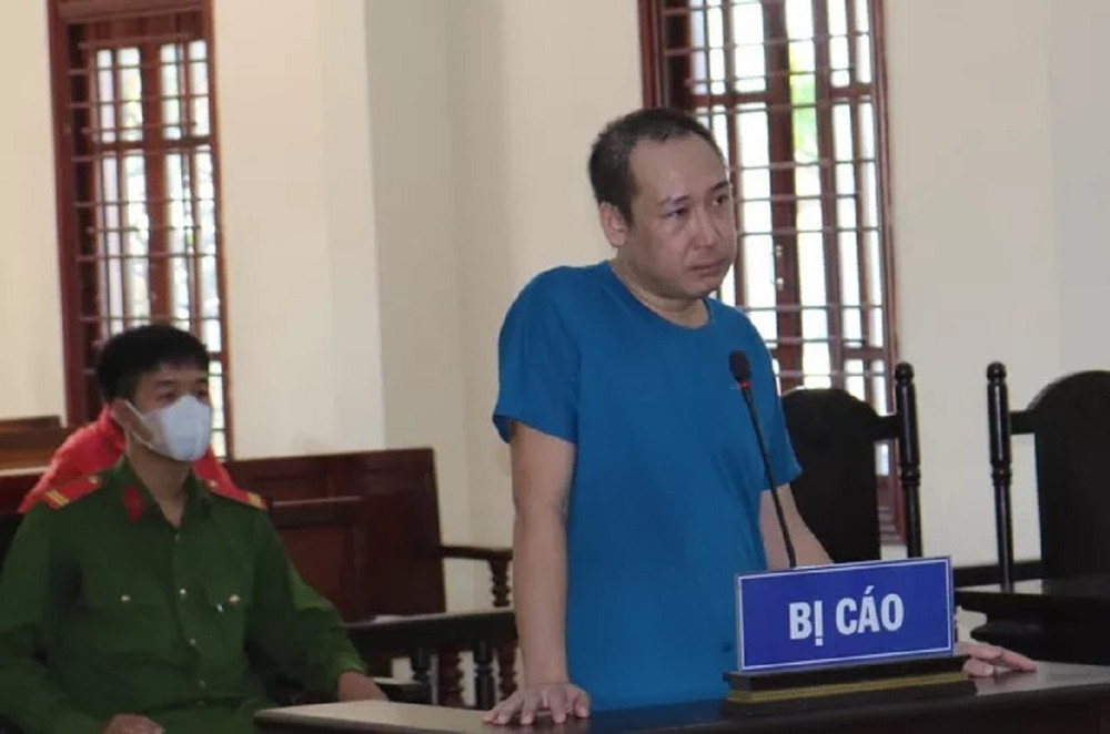 Nghi bị 'cắm sừng', chồng bạo hành con gái chưa đầy 1 tuổi rồi quay video gửi cho vợ Ảnh 1