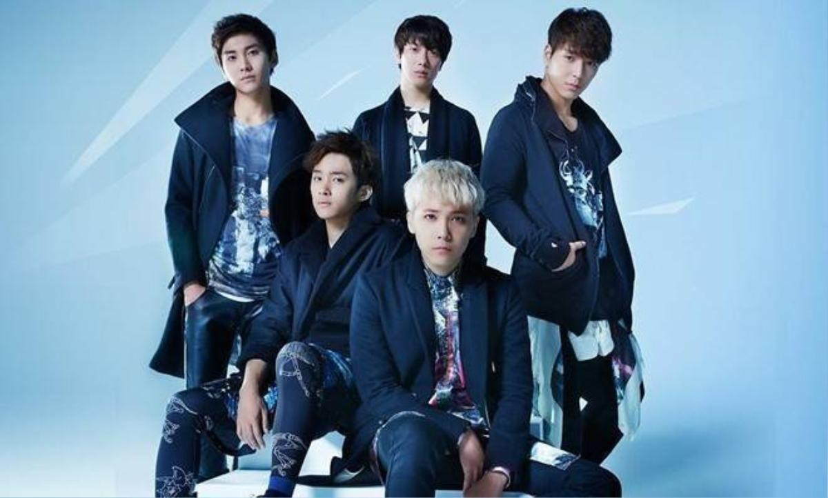 Với chất rock và khả năng chơi nhiều loại nhạc cụ, FT Island là một trong những ban nhạc tiên phong của Kpop. Tuy nhiên, khác với những ban nhạc khác, thay vì chỉ mỗi thành viên hát chính được chú ý, mỗi thành viên của FT Island đều sở hữu một lượng fan cho riêng mình nhờ việc chăm chỉ xuất hiện trên TV và các chương trình âm nhạc.