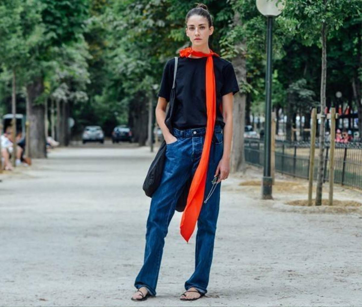 Tín đồ thời trang Paris khẳng định đẳng cấp street style