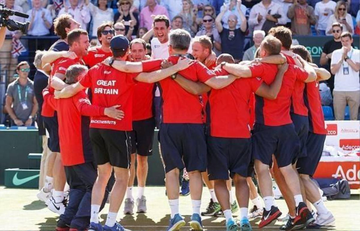 Murray giúp Vương quốc Anh vào bán kết Davis Cup sau 34 năm