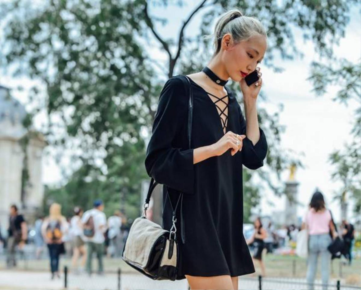 Tín đồ thời trang Paris khẳng định đẳng cấp street style