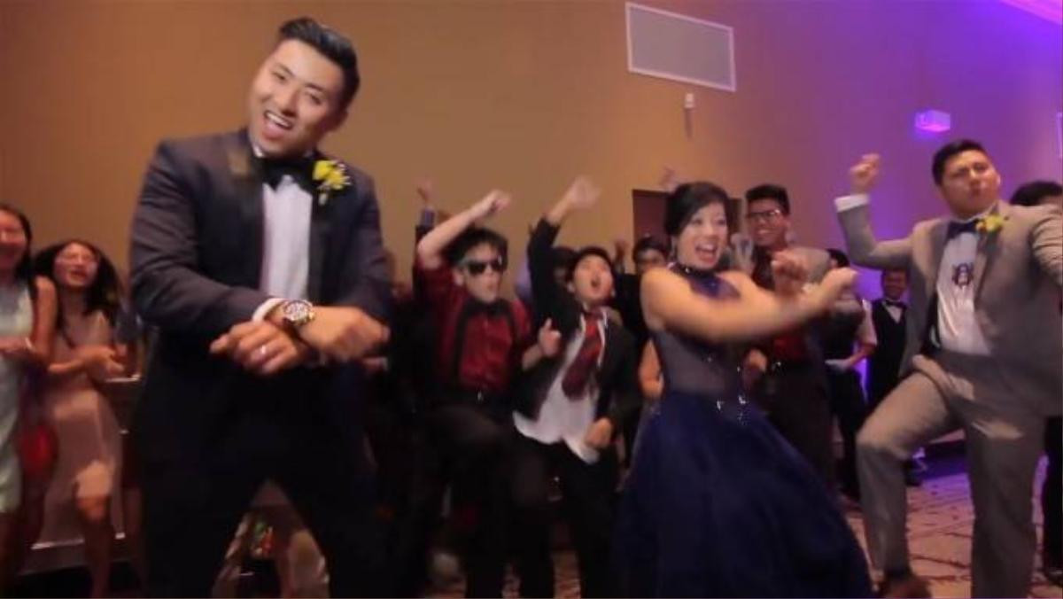 EPIC WEDDING MUSIC VIDEO WITH 250 GUESTS IN ONE TAKE! - YouTube (720p).Still008