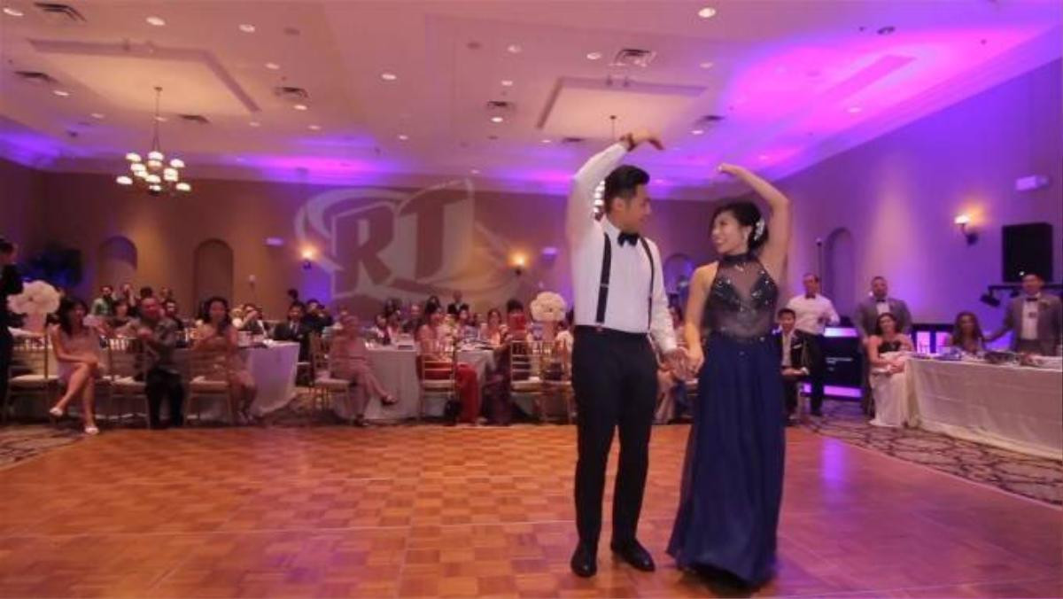 EPIC WEDDING MUSIC VIDEO WITH 250 GUESTS IN ONE TAKE! - YouTube (720p).Still010