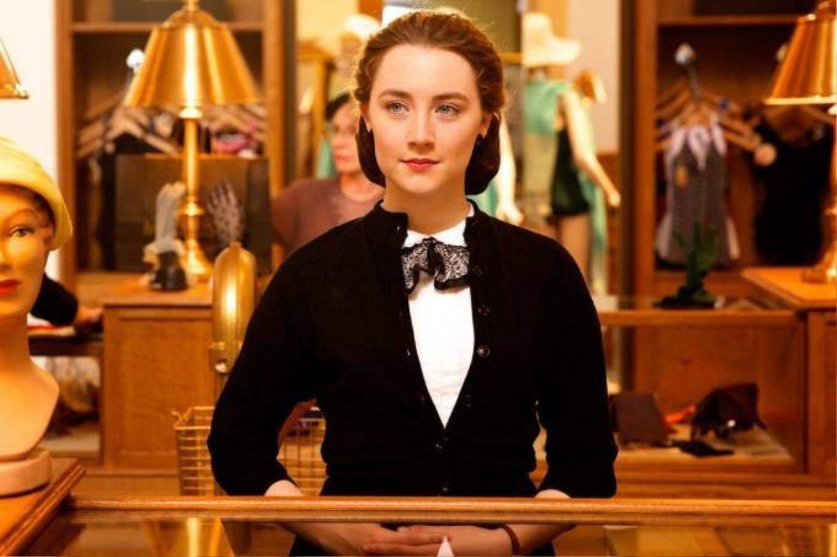 559ead009e9755183d96e41f_t-brooklyn-trailer-saoirse-ronan