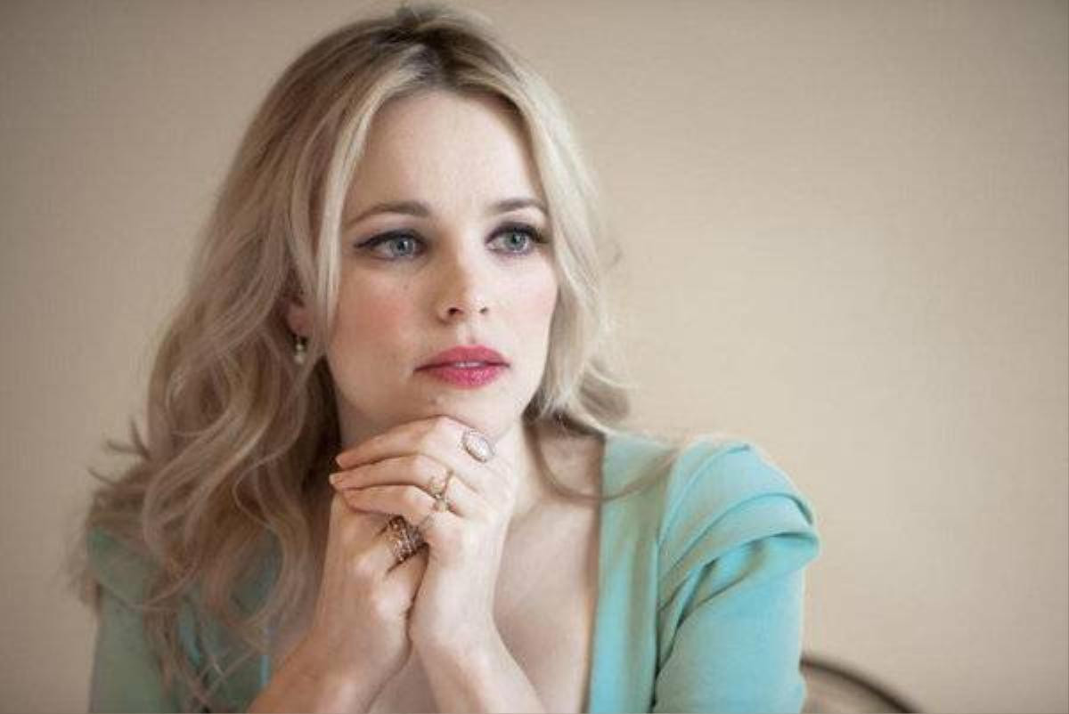 rachel-mcadams-doctor-strange-5