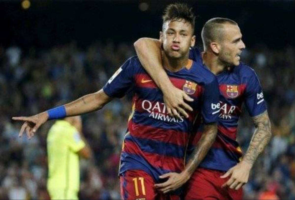 Vụ chuyển nhượng Neymar sang Barca có quá nhiều khuất tất.