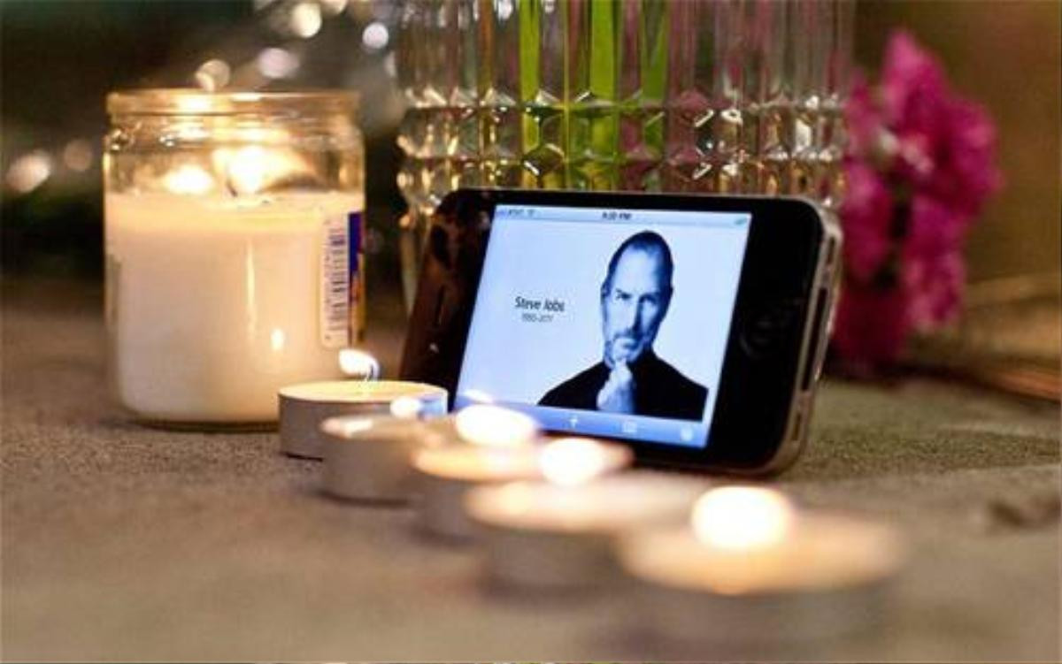 Steve Jobs mất ngày 5/10/2011 ở tuổi 56. 