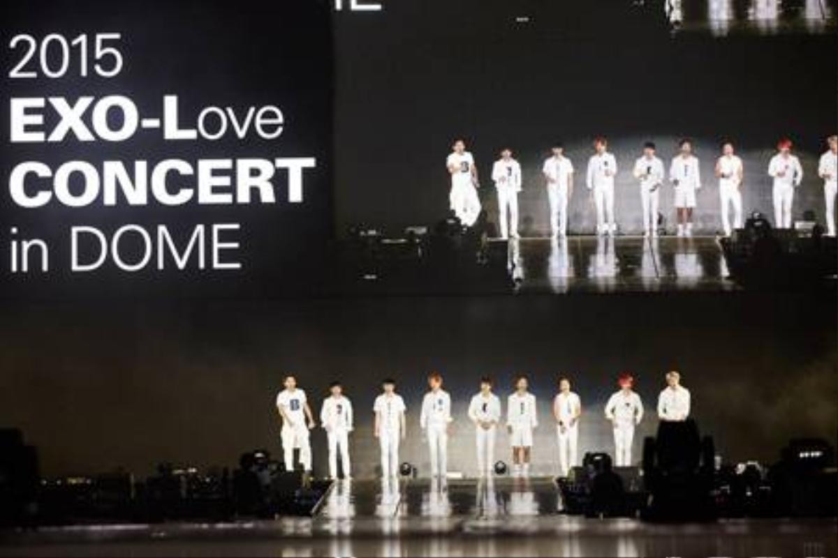 EXO tại dome concert hôm 10/10.