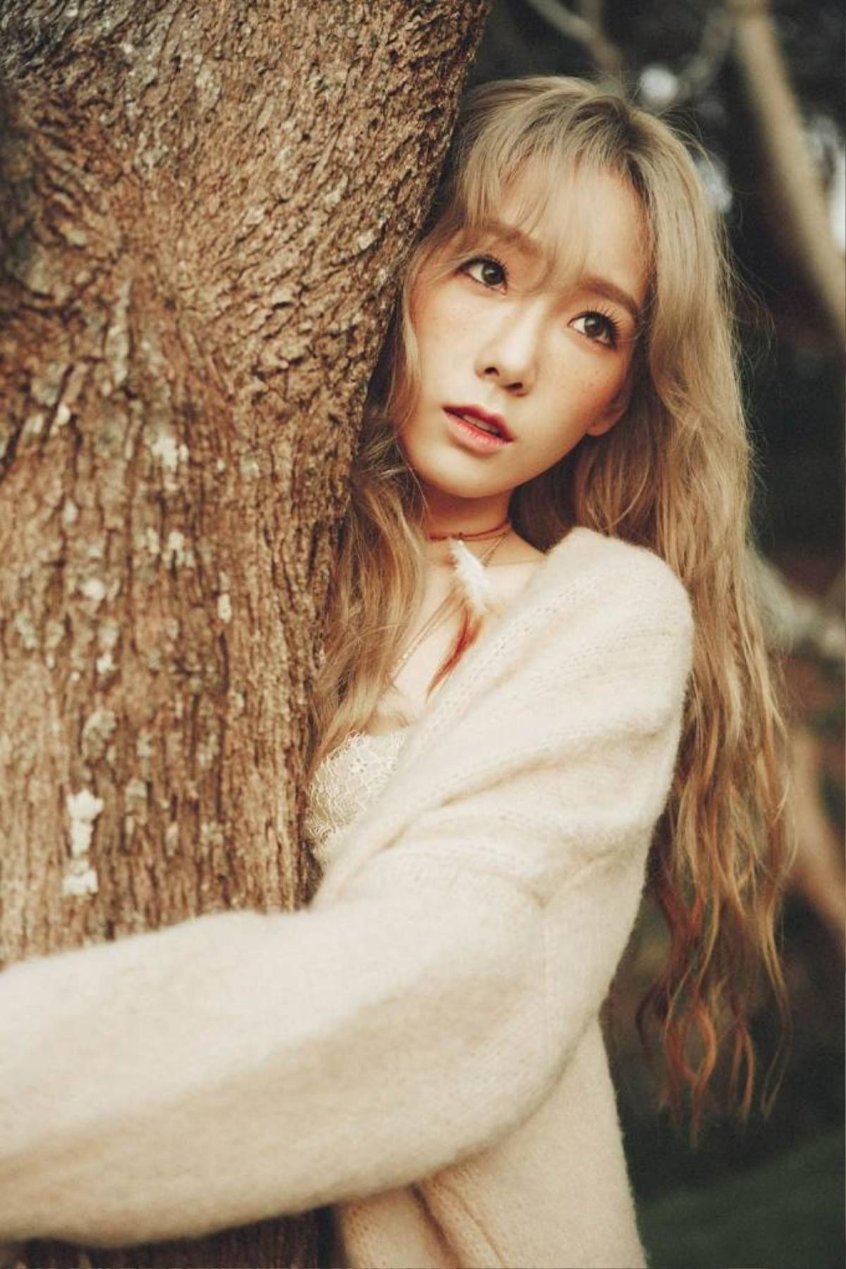 Taeyeon đang quảng bá cho album đầu tiên trong sự nghiệp solo.