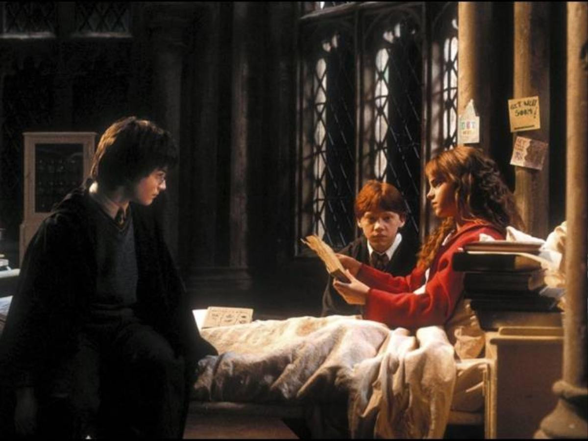 harry-potter-theredlist-and-the-chamber-secret-harry-potter-va-can-phong-bi-mat