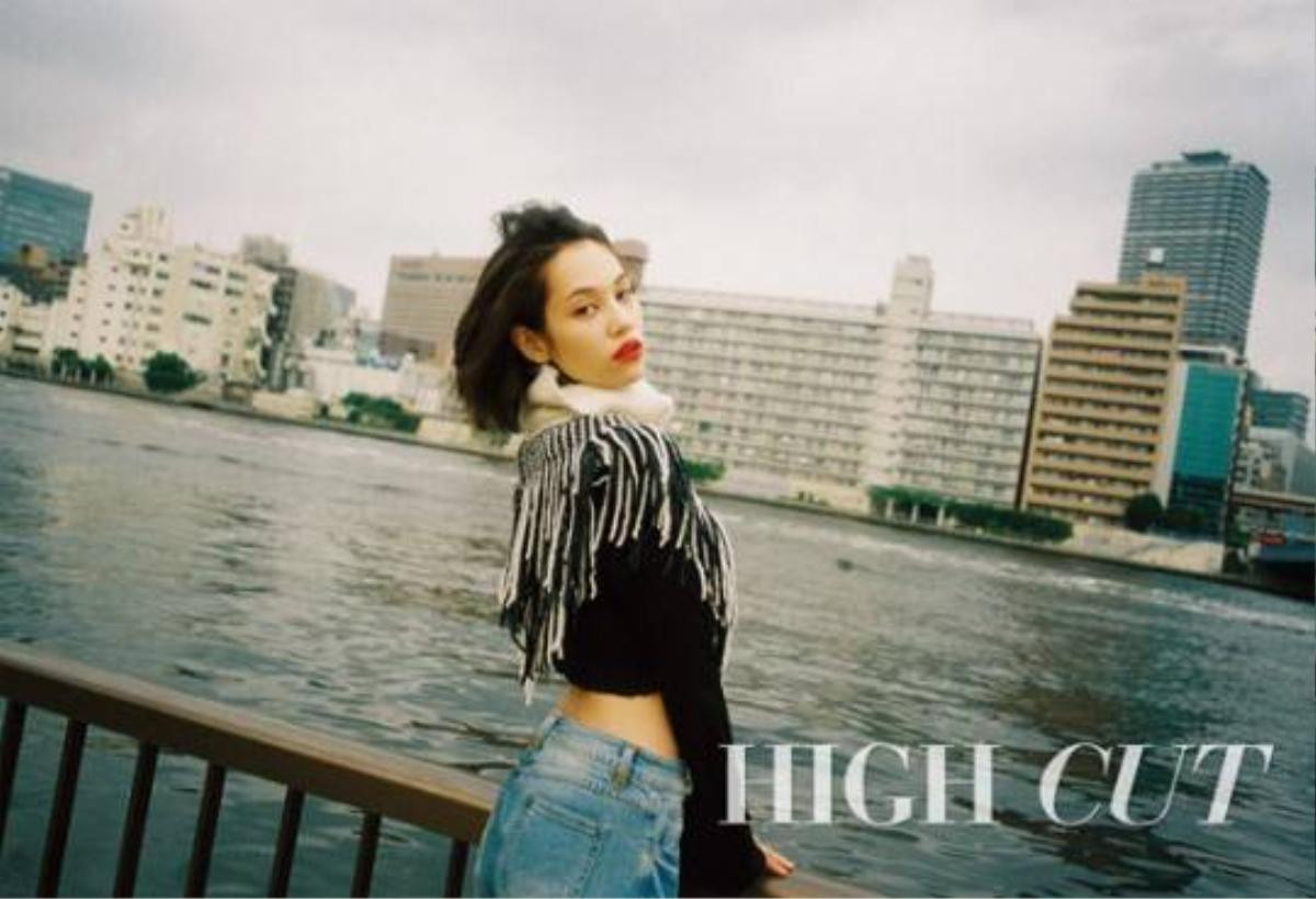 Mizuhara Kiko trên tạp chí High Cut của Hàn Quốc.