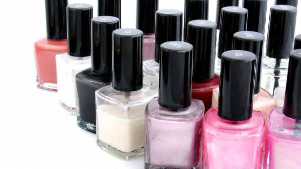 nail-polishes