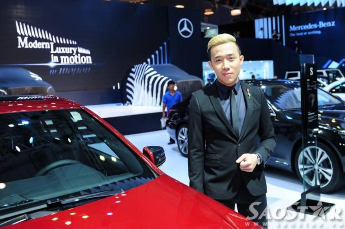 MC - diễn viên hài Trấn Thành cũng góp mặt tại Vietnam Motor Show 2015.