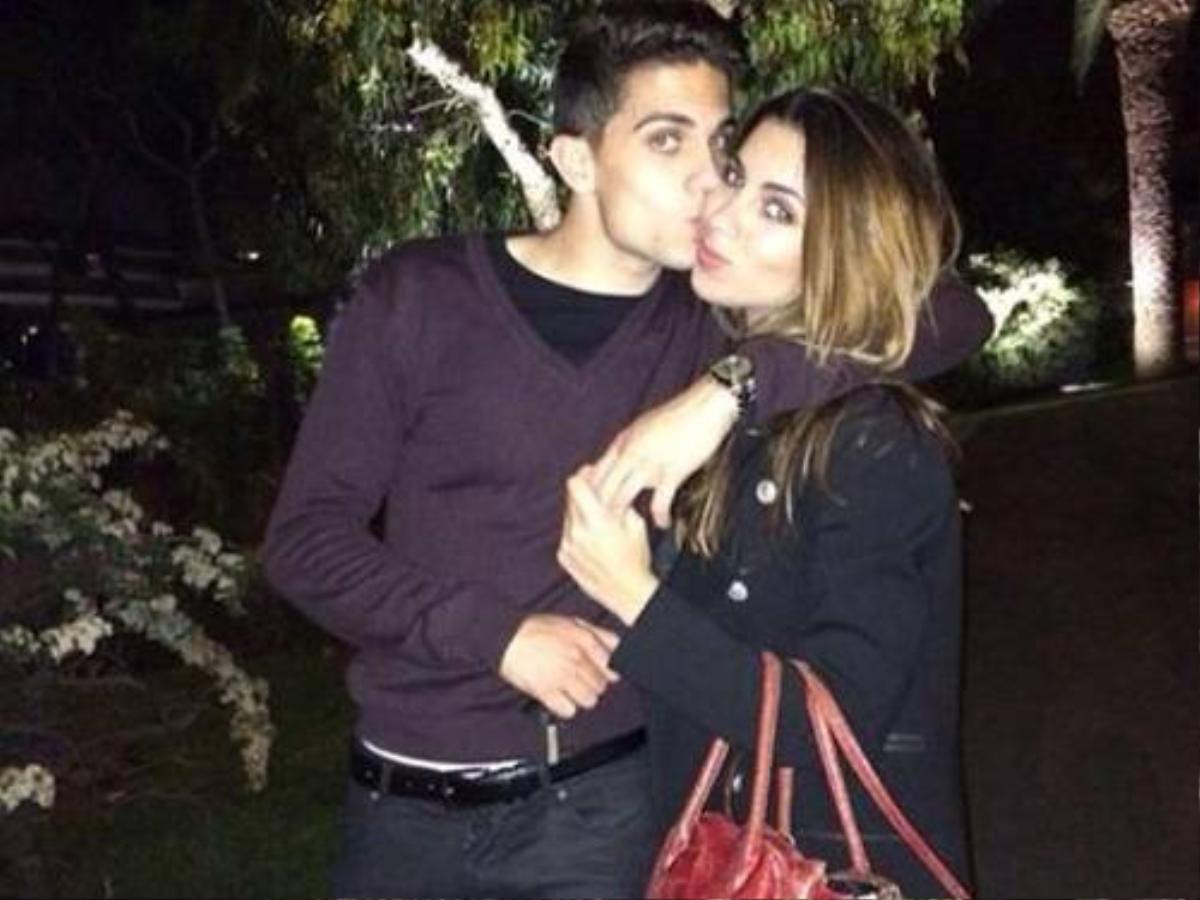 Melissa và Bartra lúc nào cũng ngọt ngào hạnh phúc.