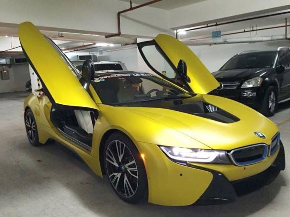 bmw-i8-sieu-xe-7-ty-duoc-nhieu-thieu-gia-lua-chon (4)